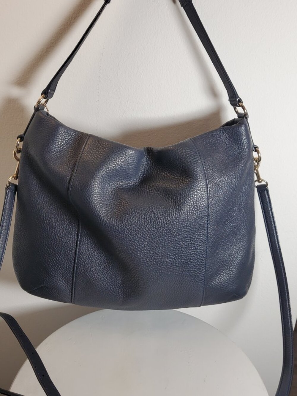 42. COACH dark navy pebbled hobo zip top shoulder bag gold hardware - Picture 7 of 12